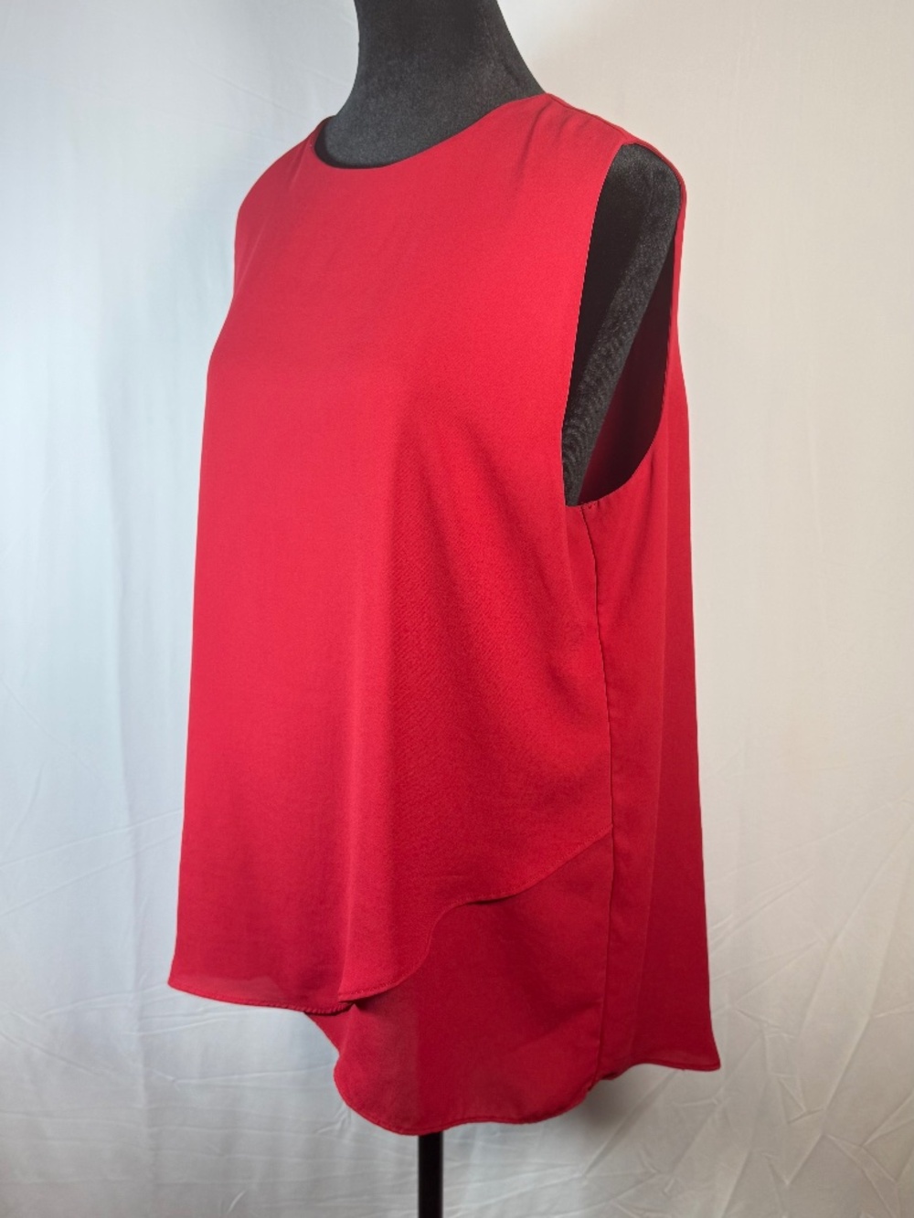 CHICO'S dressy red tank top with layered tulip draping; zipper in back, Size 12
